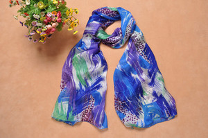 时尚蓝彩真丝丝巾女春秋冬夏长款桑蚕丝保暖围巾披肩两用大方巾