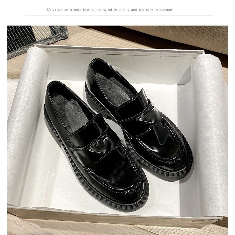 三角标乐福鞋软皮皮厚底松糕鞋英伦风一脚蹬小皮鞋乐福单鞋女