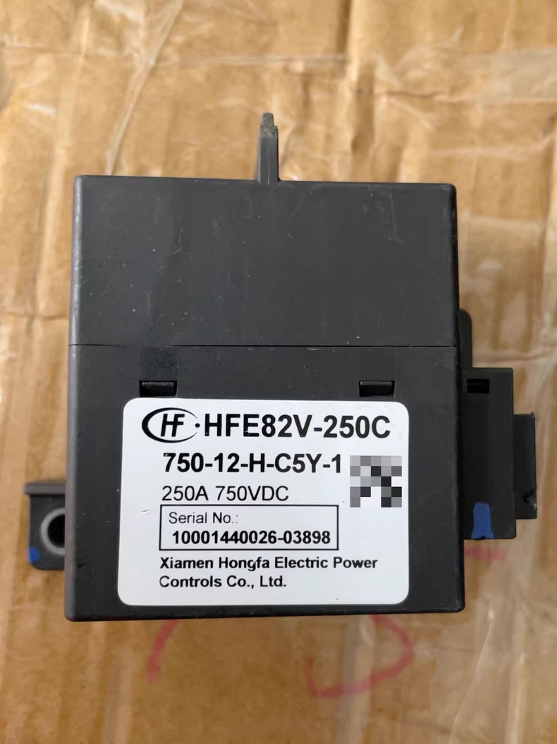宏发新能源汽车接触器HFE82V-250C,型号750-12-H-C5-1,