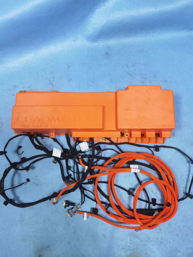 零跑c11电池包线束