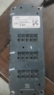 00T 01R 027 型号：F UAES电池管理系统BMS