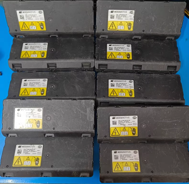 HELLA原装ACCUMOTIVE电池管理系统，型号CSE-A789 800 55 00