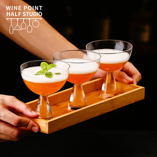 飞碟鸡尾酒杯玻璃杯商用北欧风香槟酒杯高脚杯杯子木杯托托盘套装