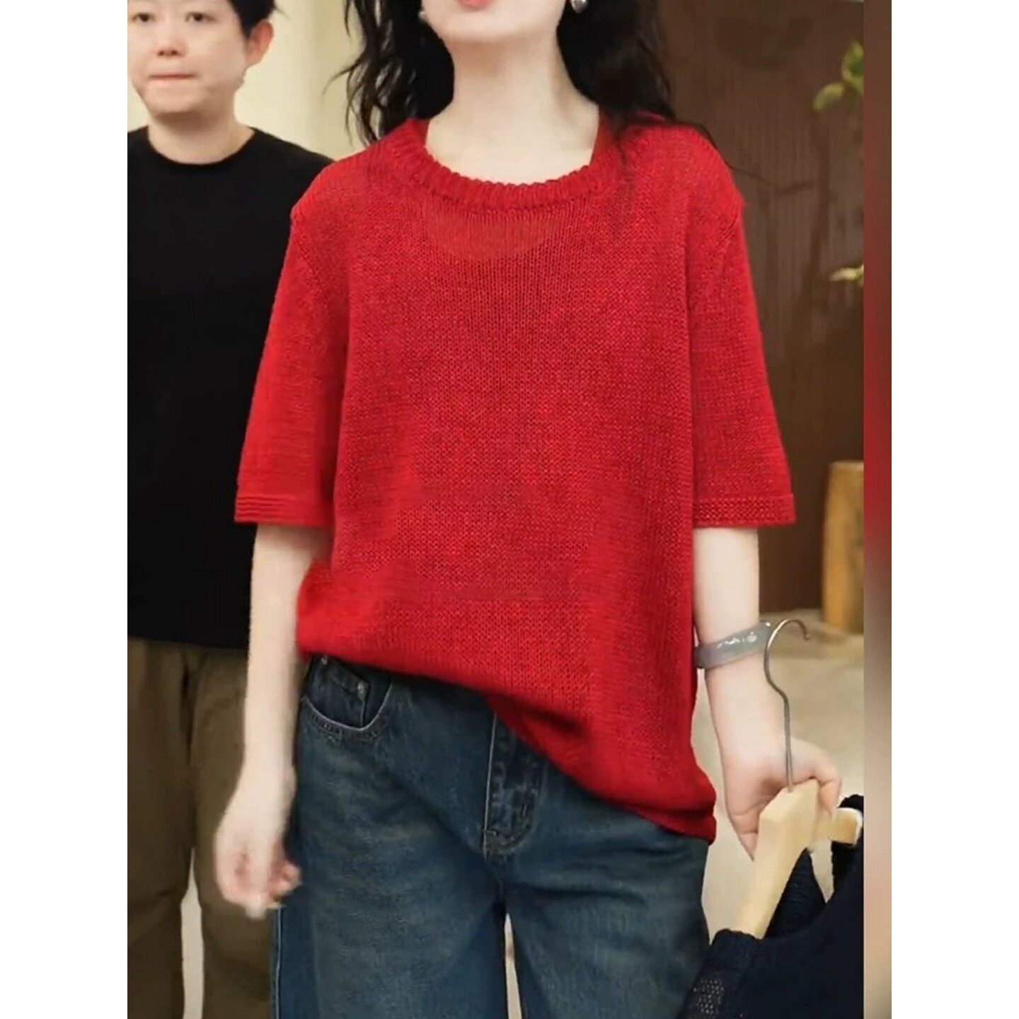 胖MM300斤特大码夏季宽松休闲显瘦冰丝薄款气质短袖针织衫上衣女