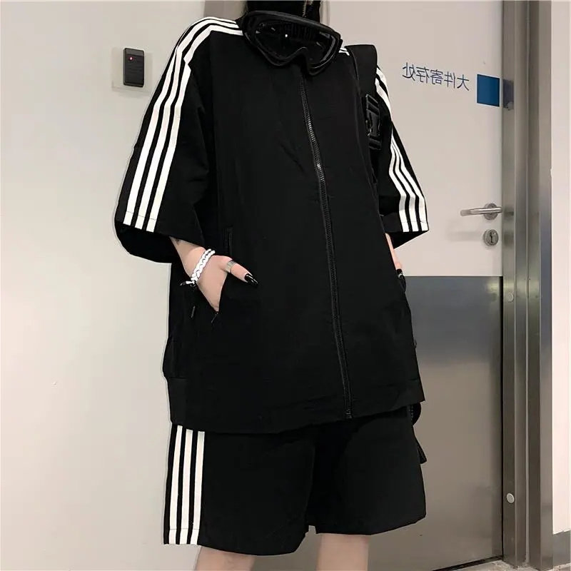 여성을위한 뚱뚱한 MM 반팔 스포츠 캐주얼 정장 특대 2-300 파운드 느슨한 넓은 다리 반바지 투피스 세트 트렌드