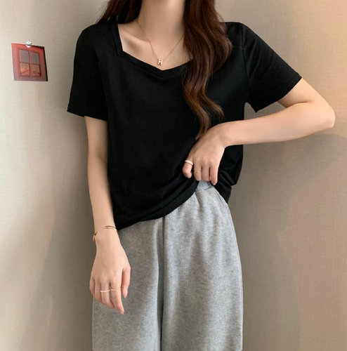 2-300斤大码女装设计感短袖
