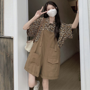 胖MM300斤大码韩版时尚休闲宽松碎花衬衫高腰背带短裤套装女夏款