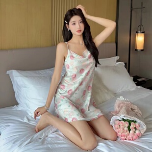 甜美风冰丝睡裙胖MM夏季 300斤女 V领花卉印花居家吊带睡衣裙超大码