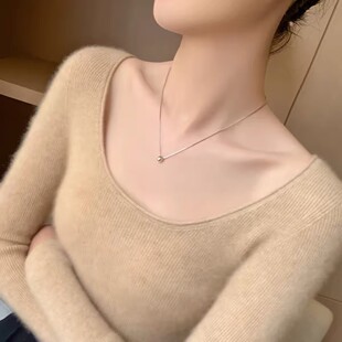 新款秋冬针织衫女圆领加厚毛衣修身显瘦时尚内搭针织打底衫女