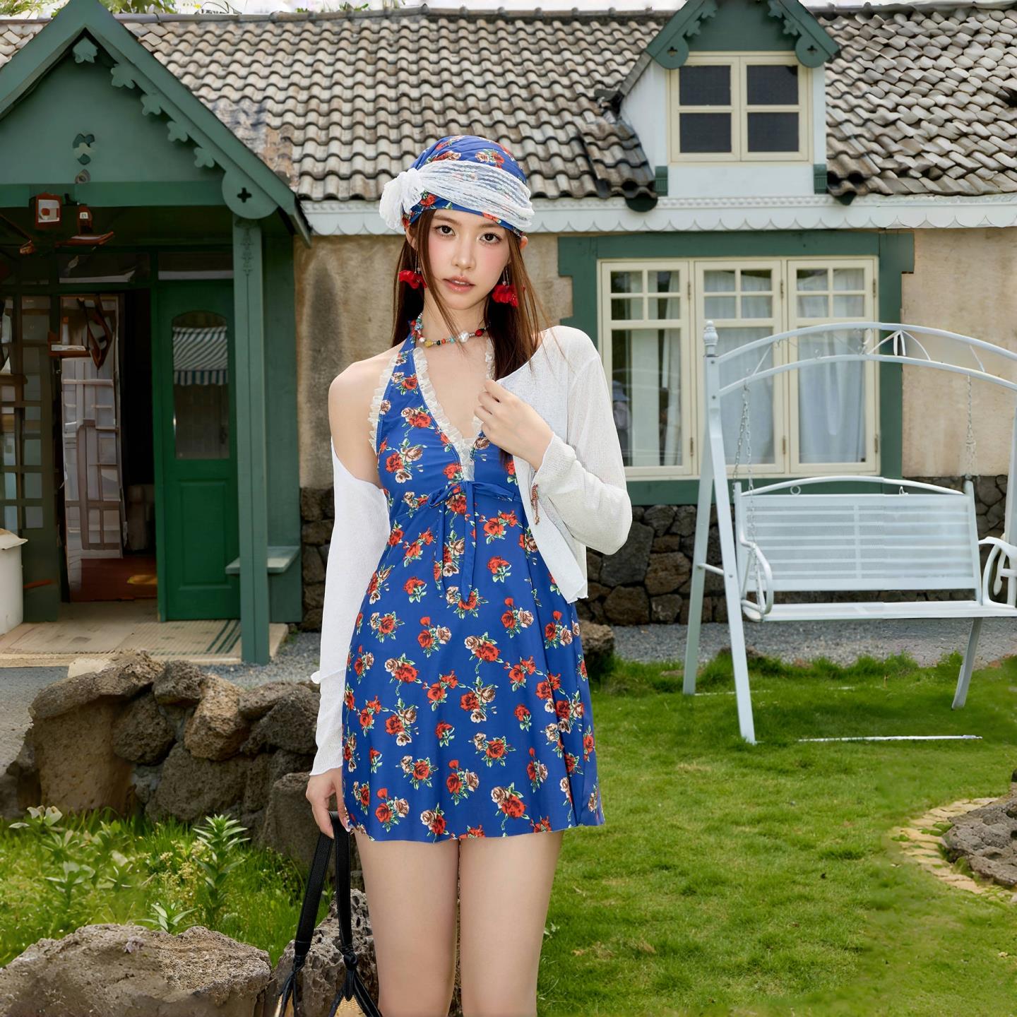 泳衣女大码胖MM200斤罩衫遮肉连体碎花温泉度假性感长袖裙式微胖