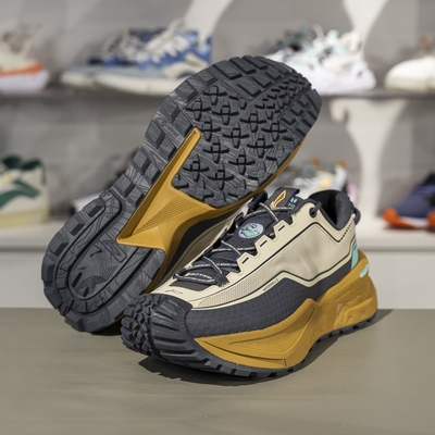 李宁2025秋季款CF溯行川男子回弹支撑稳定休闲户外徒步鞋AHTU023