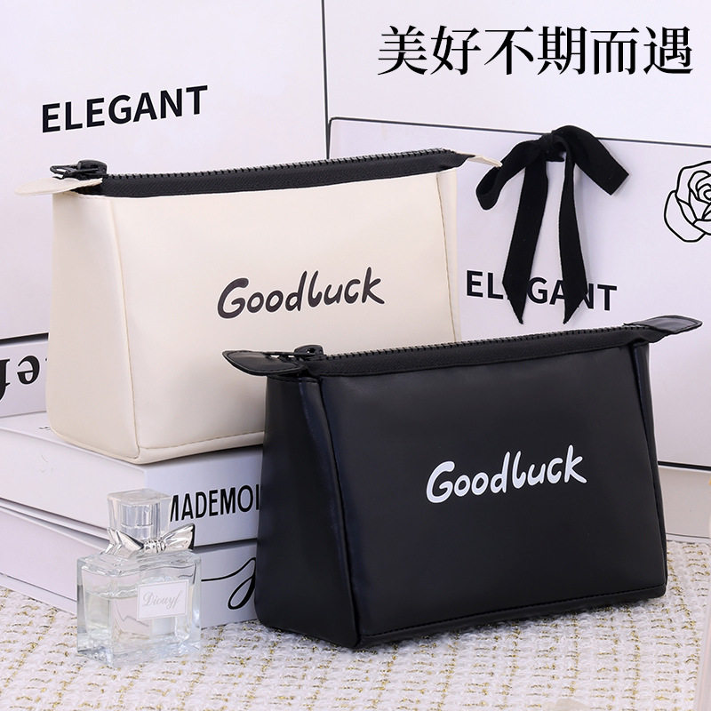 新品手拿星语化妆包便携外出化妆品收纳包旅行防水洗漱化妆袋