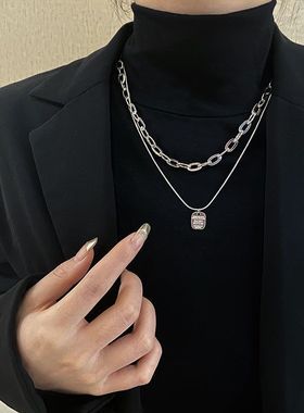 双层英文吊牌叠戴锁骨链女轻奢小众设计感秋冬毛衣项链2021年新款