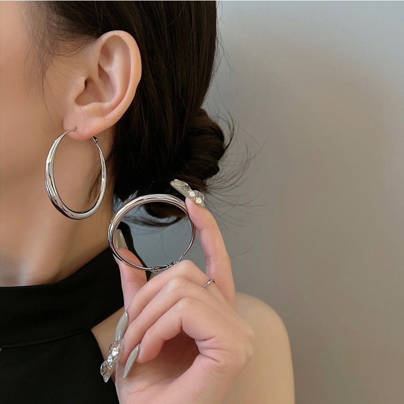 欧美夸张圈圈耳环2022年新款