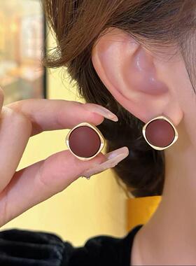 耳环女安可拉磨砂红色耳钉2024新款爆款高级感气质百搭秋冬耳饰品