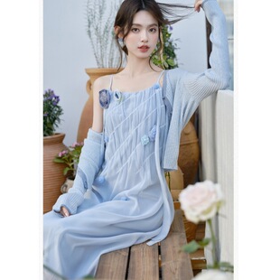 立秋穿搭一整套轻熟风温柔女人开衫吊带长裙早秋立体花朵连衣裙