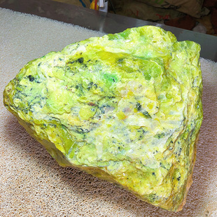 天然绿澳宝原石澳洲绿玉石大块摆件软玉毛料手镯吊坠印章滑石原料