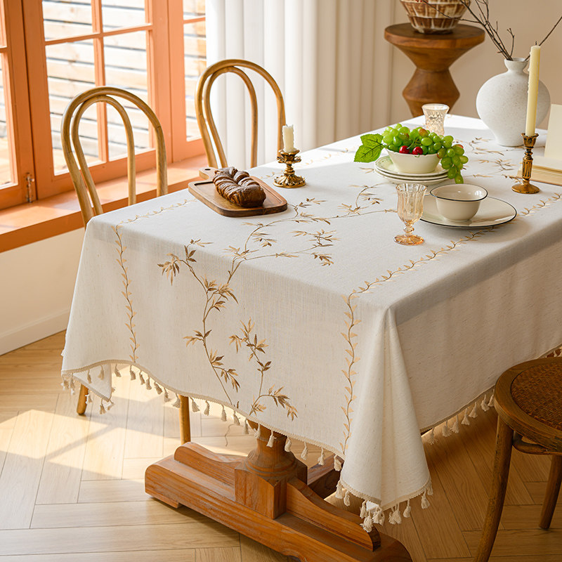 轻奢高级感绣花流苏餐桌布