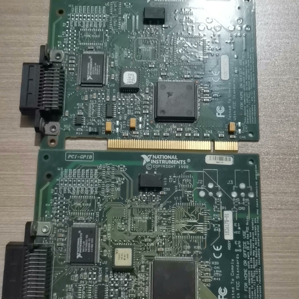 美国 Ni PCI GPIP大卡，两张实物拍照，实物看