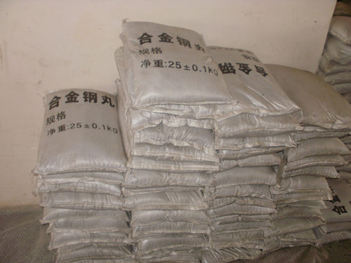 合金钢丸碳钢砂铁沙抛丸机用钢砂除锈钢丸钢沙耐磨喷砂机用磨料厂
