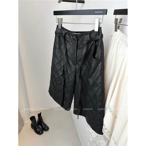 本期TOP.1推荐！黑色菱格皮裤女气质百搭休闲老钱风直筒五分中裤