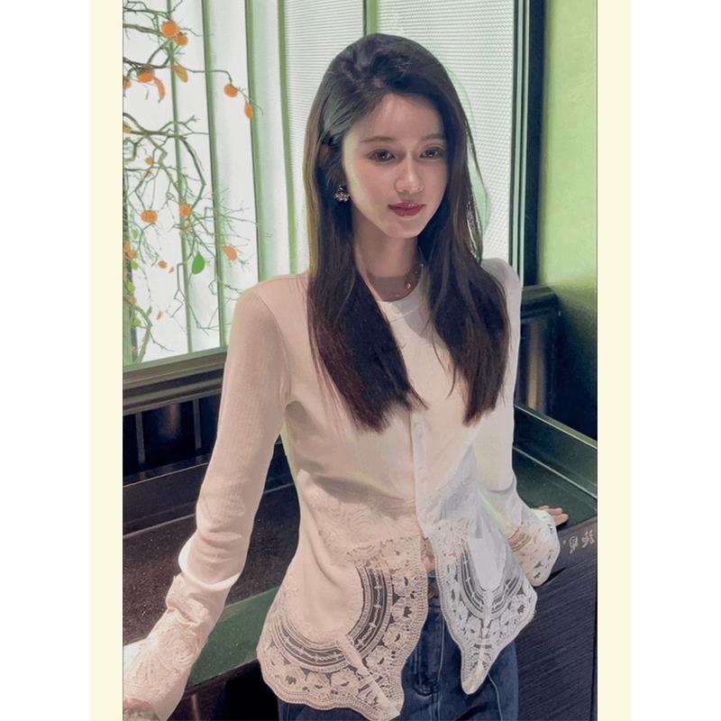 2025秋季小众上衣高端欧货洋气轻奢高级感减龄白色蕾丝拼接衬衫女