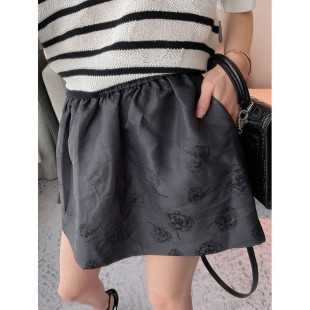 夏阔腿a字宽松高腰短裤 品牌折扣商场外贸女装 提花黑色暗纹裙裤