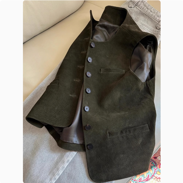 复古洋气小众口袋单排扣马甲开衫女百搭别致设计感无袖背心外套女