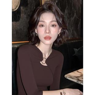 辣妹上衣 女内搭设计修身 CHAO级推荐 独特咖色复古轻熟正肩打底衫