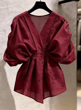 别致红色泡泡袖上衣女2026夏季新款收腰轻奢风衬衫超好看时尚