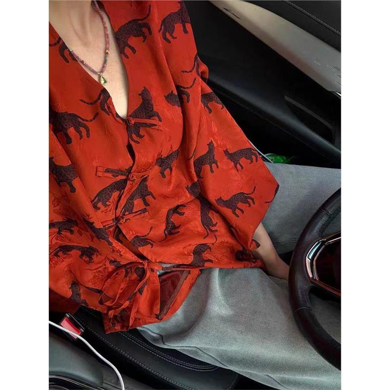 被惊艳到了！新中式国风上衣女春夏气质复古独特漂亮红色盘扣衬衫