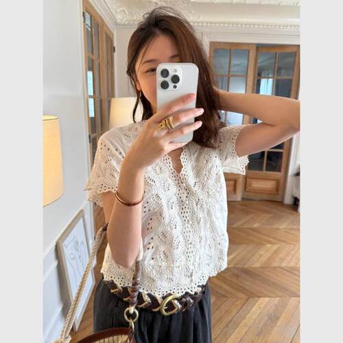 牛X货 巨炸裂！法式白色镂空钩花短袖衬衫女2025新款v领正肩上衣