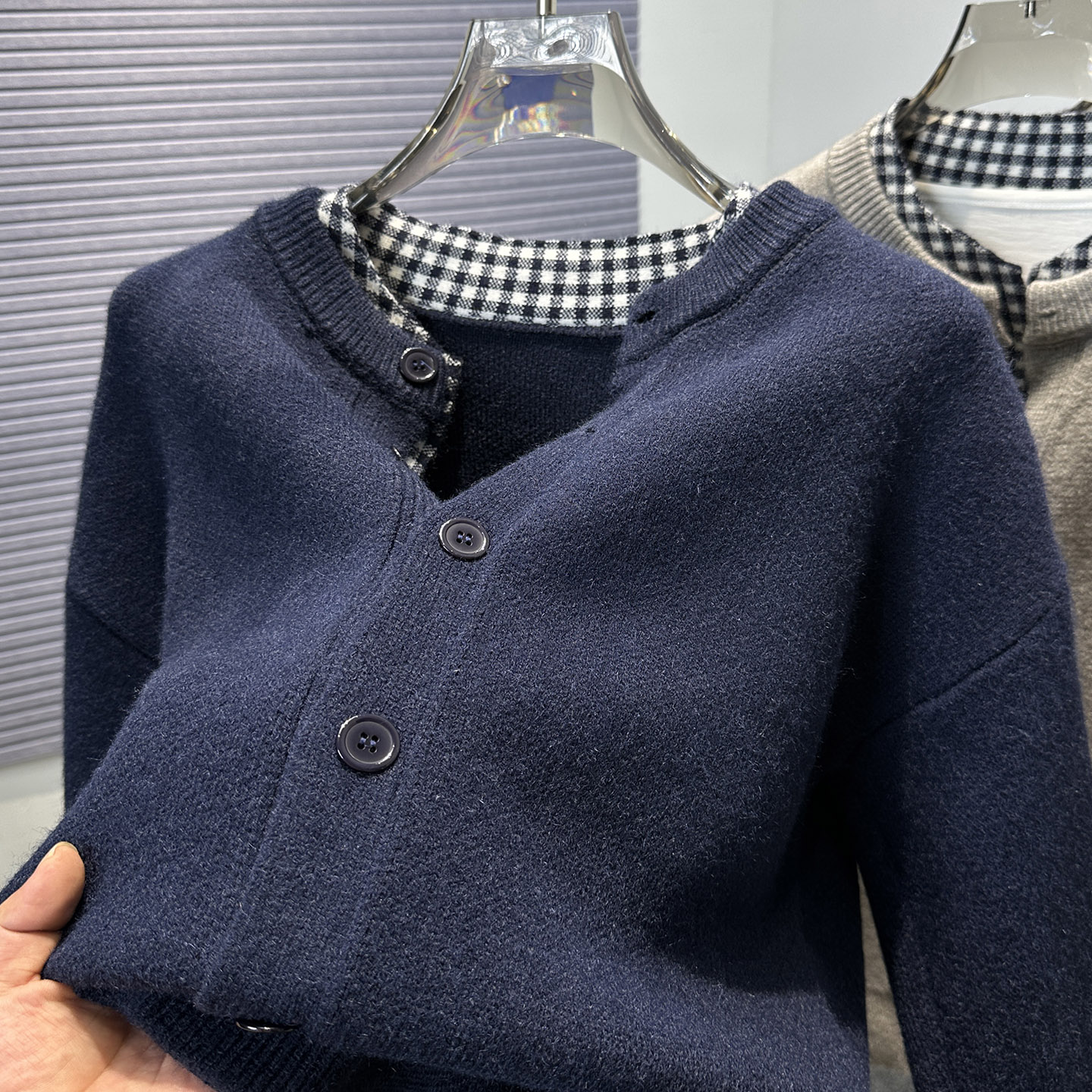 衬衫拼接开衫男针织衫毛衣外套