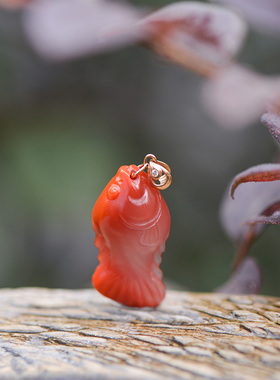 南红18k金镶嵌连年有余项链吊坠