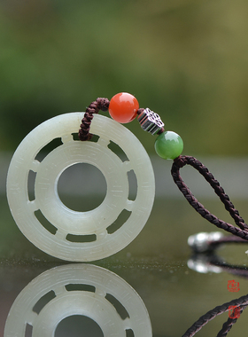 儒匪窝清代和田青白玉轮转心佩