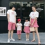 Cha mẹ - con mặc hè 2019 gia đình thủy triều mới ba ba bốn gia đình chân dung mẹ ngoại mặc váy mẹ - Trang phục dành cho cha mẹ và con quần gia đình