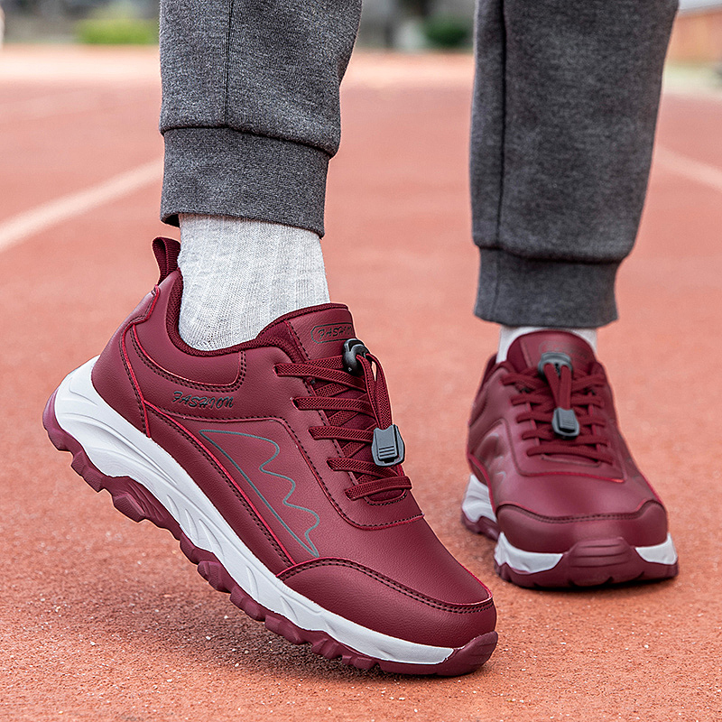 春秋中老年运动鞋皮面