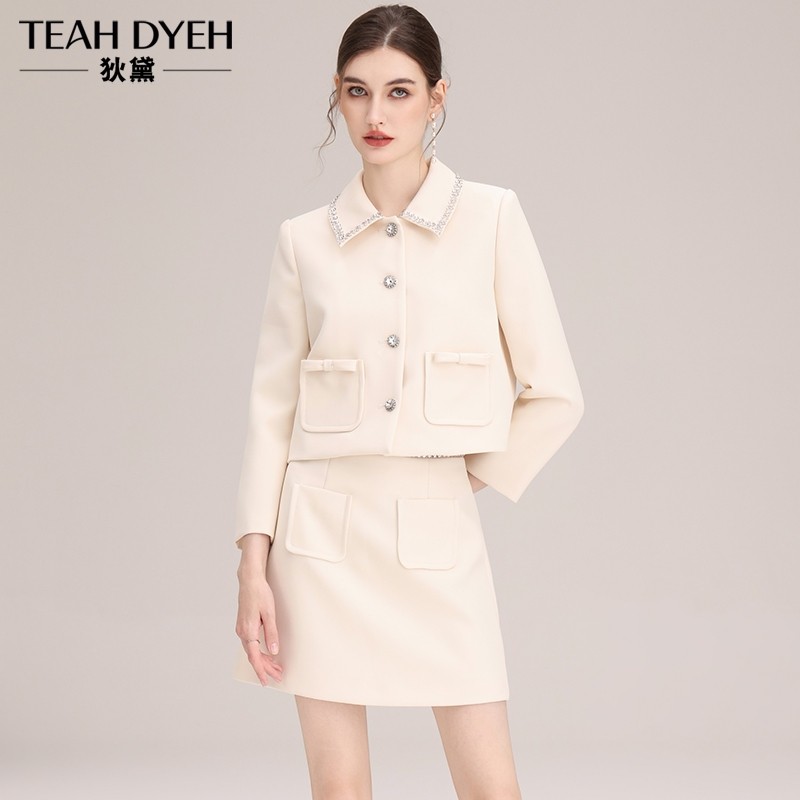 国柜商场同款！气质轻奢高级感小香风钉珠短外套半身裙套装两件套,女装/女士精品,时尚套装,淘宝优惠券,粉丝福利购,淘宝优惠卷