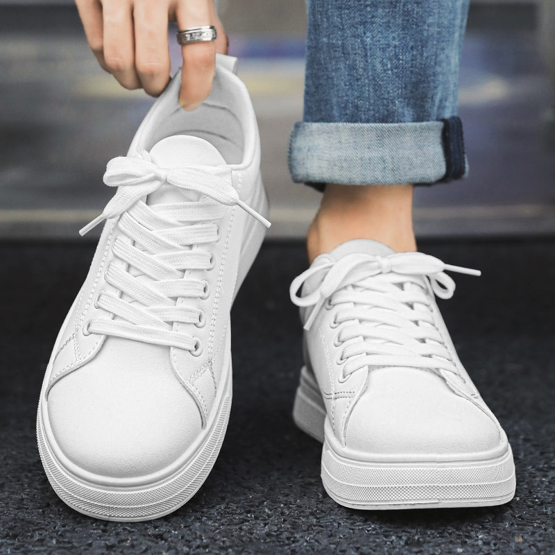 2026年春季新款小白鞋男休闲平底鞋子男鞋时尚百搭纯白色运动板鞋
