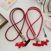 新年喜气红色酒红色皮革皮质手机挂绳斜挎可背垫片手机链背带女士