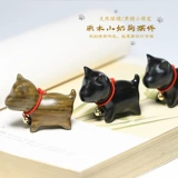 Эбон Ван Вангкай маленький молочный собак резные зеленые сандало