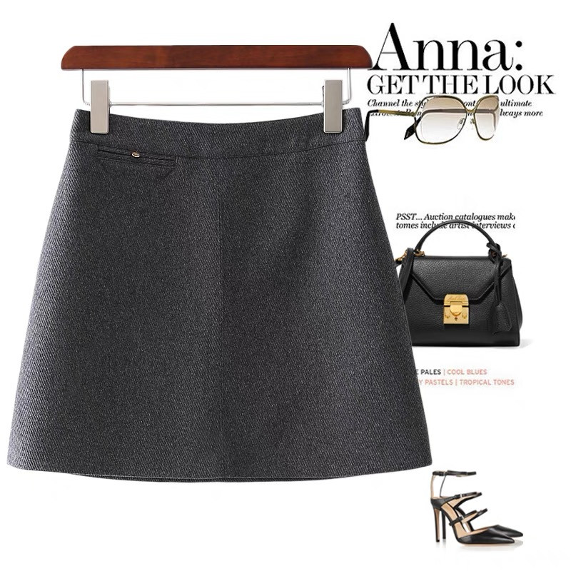 灰色羊毛呢斜纹A字短裙