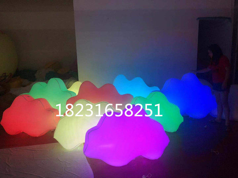 云朵PVC气模定制空飘大型图片