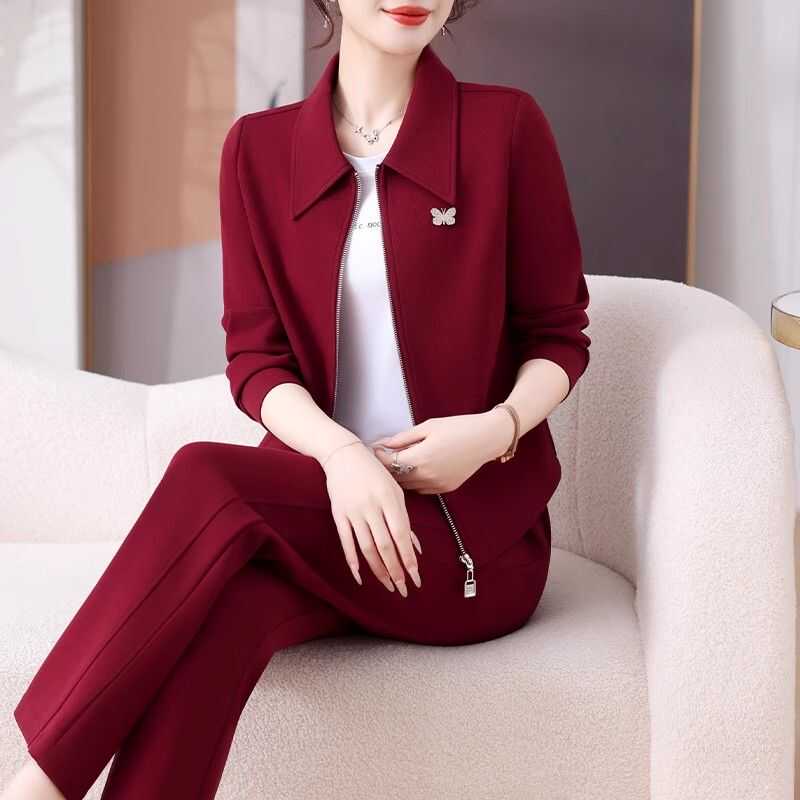 中年妈妈秋装外套中老年休闲运动套装女2026春秋翻领卫衣两件套
