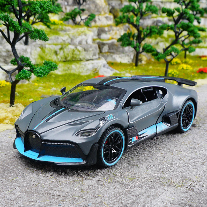 车致1:32布嘉迪DIVO小跑车带声光车儿童玩具仿真合金汽车模型