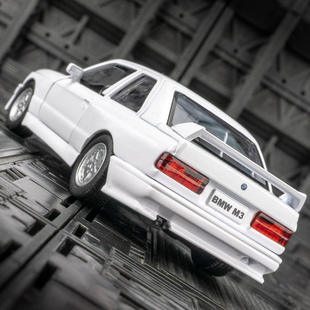 新款 合金跑车模型双开门汽车玩具 马珂垯仿真宝蚂M31987款