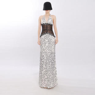 高级感挂脖深V 长裙2026春季 蕾丝拼接连衣裙 欧美收腰波点无袖 新款