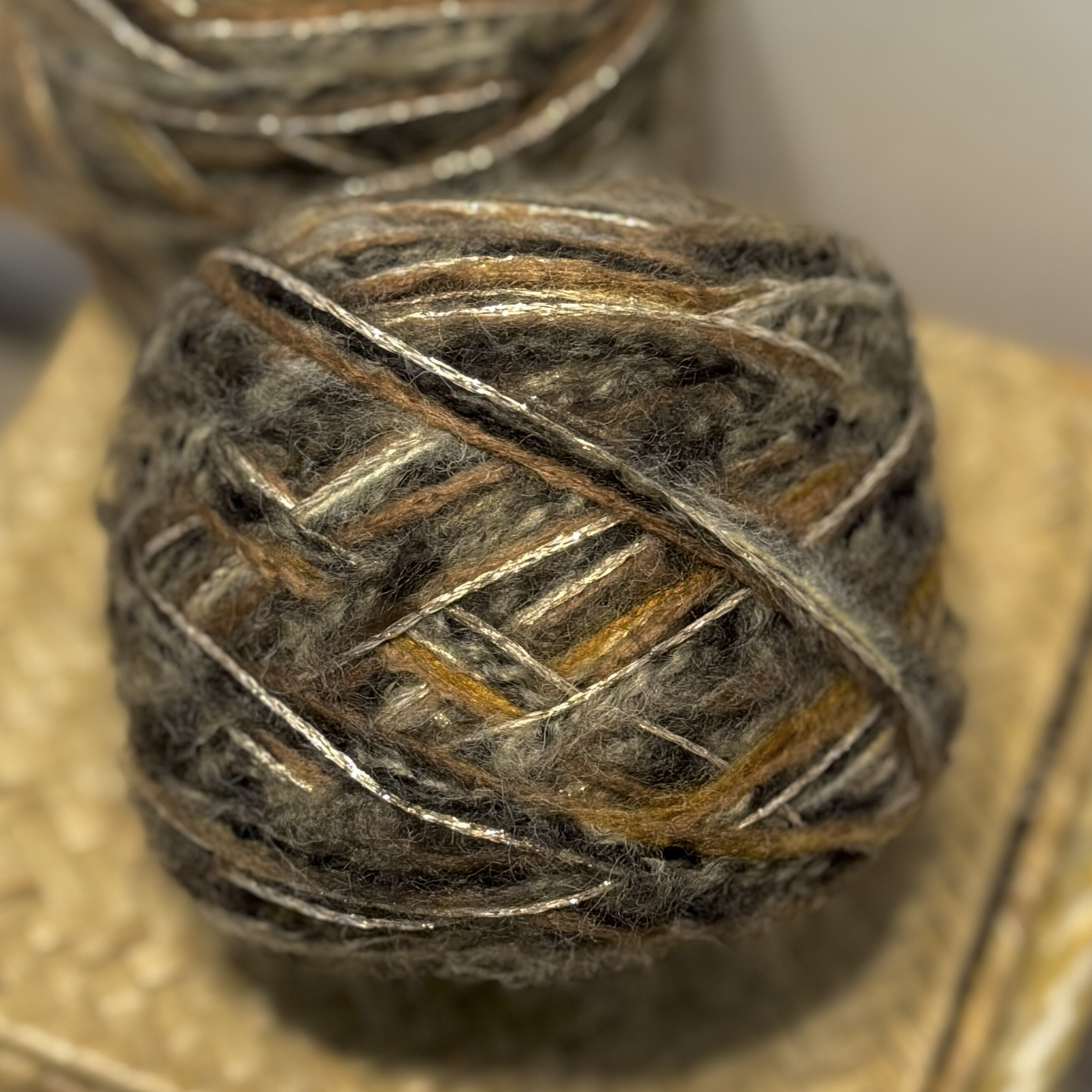 美拉德莫奈复古乌木系列羊毛手混线外套发卡衣服包围巾手工毛线团