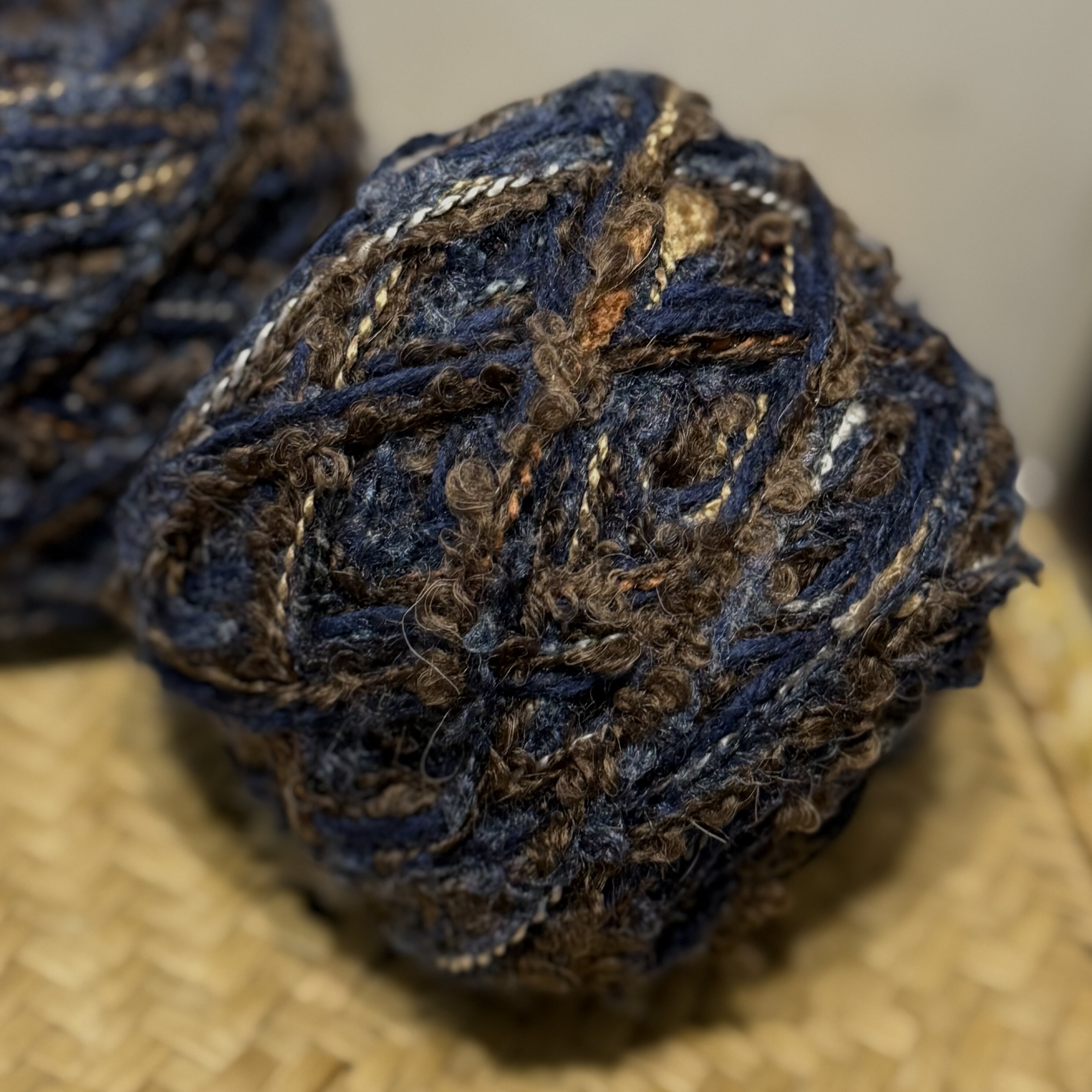 复古莫奈星空美拉德高比例羊毛手混线外套发卡衣帽子包围巾毛线团