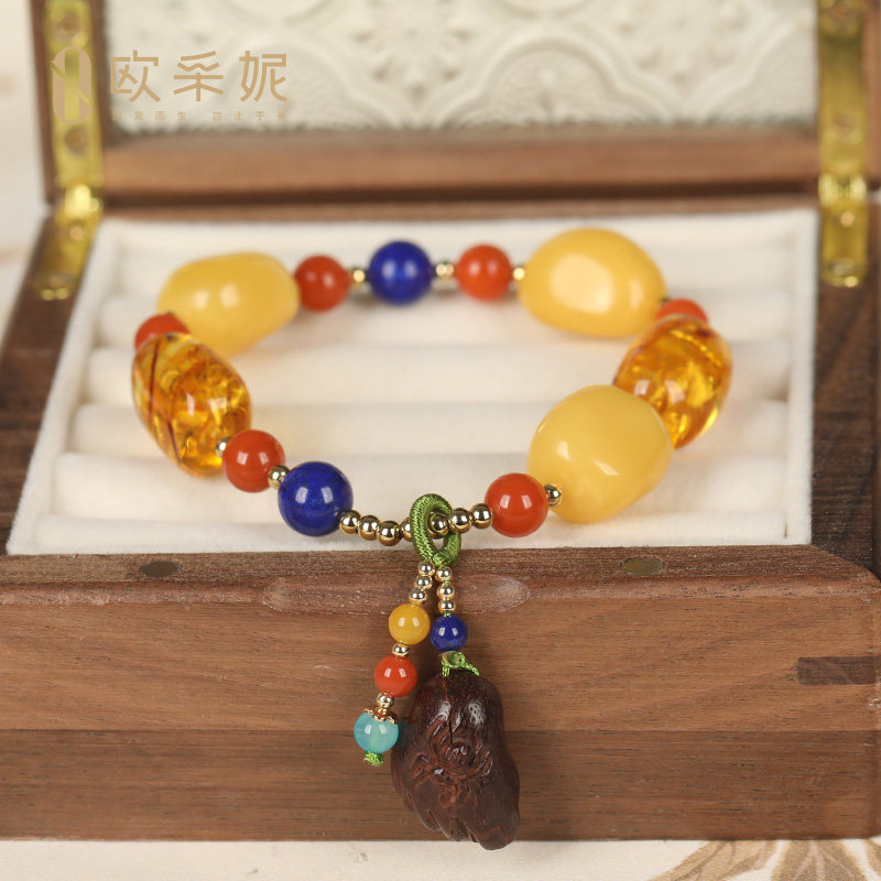 欧采妮蜜蜡随形手串配珠原石天